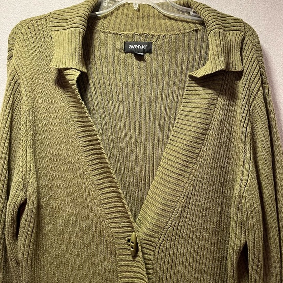 Olive Green, Ribbed Texture, One Button Cardigan by Avenue in 26/28 - Picture 3 of 14
